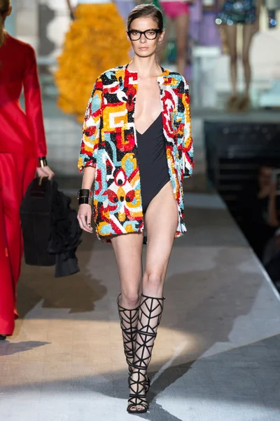 Look 24